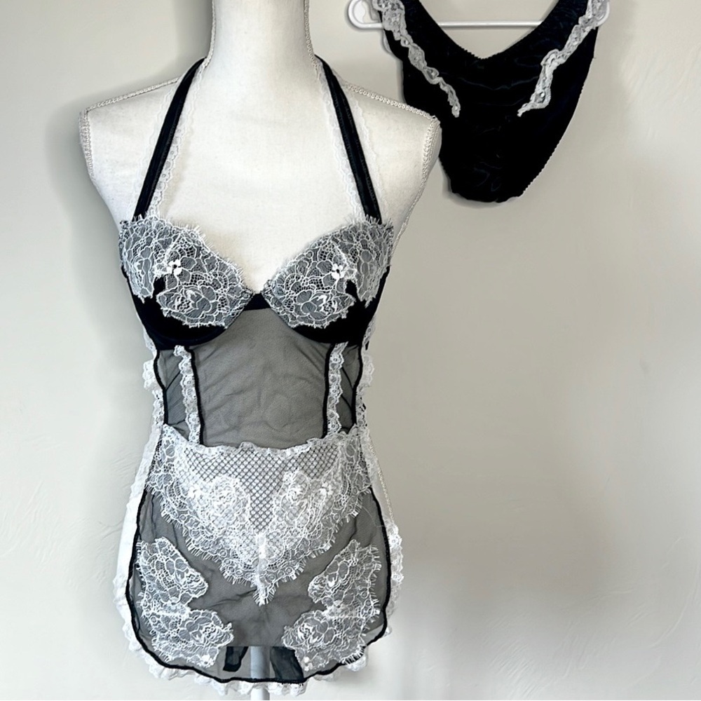Victoria’s Secret Sexy Little French Maid Set